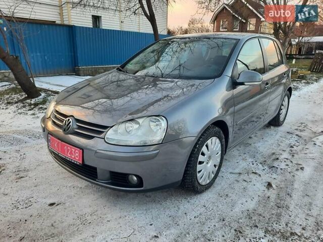 Серый Фольксваген Гольф, объемом двигателя 1.4 л и пробегом 250 тыс. км за 5550 $, фото 21 на Automoto.ua