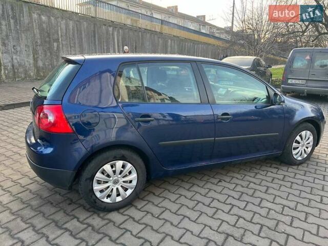 Серый Фольксваген Гольф, объемом двигателя 1.4 л и пробегом 200 тыс. км за 3900 $, фото 4 на Automoto.ua