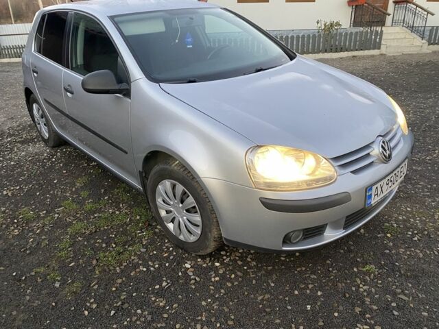 Серый Фольксваген Гольф, объемом двигателя 1.6 л и пробегом 218 тыс. км за 5400 $, фото 4 на Automoto.ua