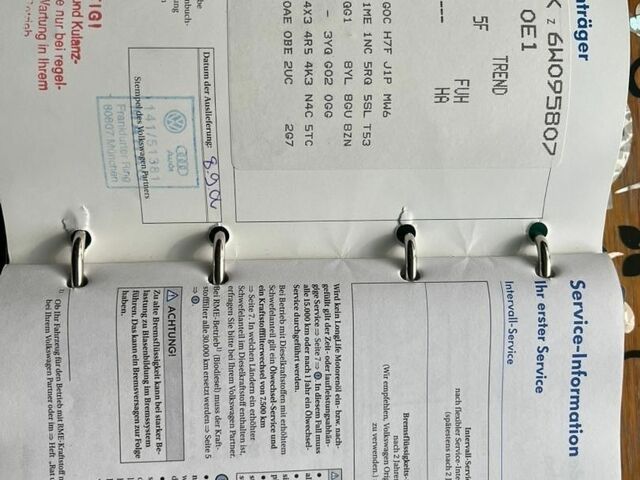 Серый Фольксваген Гольф, объемом двигателя 1.6 л и пробегом 213 тыс. км за 5500 $, фото 45 на Automoto.ua
