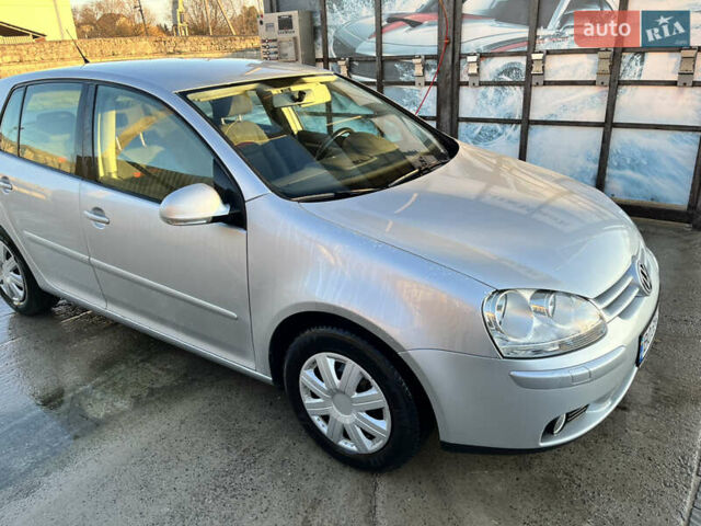 Серый Фольксваген Гольф, объемом двигателя 1.4 л и пробегом 183 тыс. км за 5400 $, фото 25 на Automoto.ua