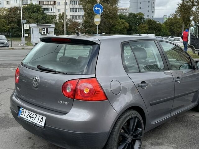 Серый Фольксваген Гольф, объемом двигателя 1.6 л и пробегом 239 тыс. км за 6400 $, фото 2 на Automoto.ua