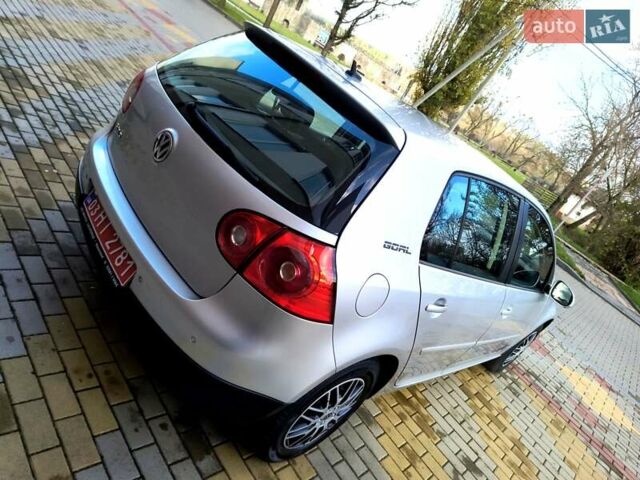 Серый Фольксваген Гольф, объемом двигателя 1.4 л и пробегом 235 тыс. км за 4699 $, фото 11 на Automoto.ua