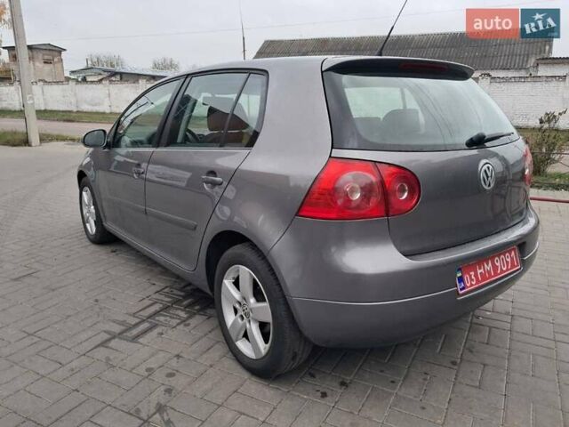 Сірий Фольксваген Гольф, об'ємом двигуна 1.6 л та пробігом 212 тис. км за 5880 $, фото 1 на Automoto.ua