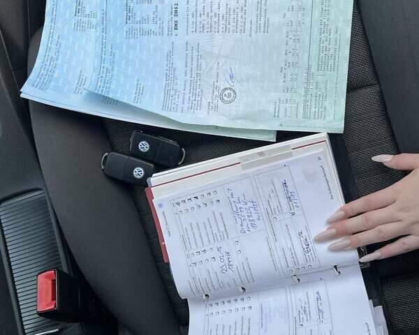 Серый Фольксваген Гольф, объемом двигателя 1.4 л и пробегом 260 тыс. км за 5900 $, фото 27 на Automoto.ua