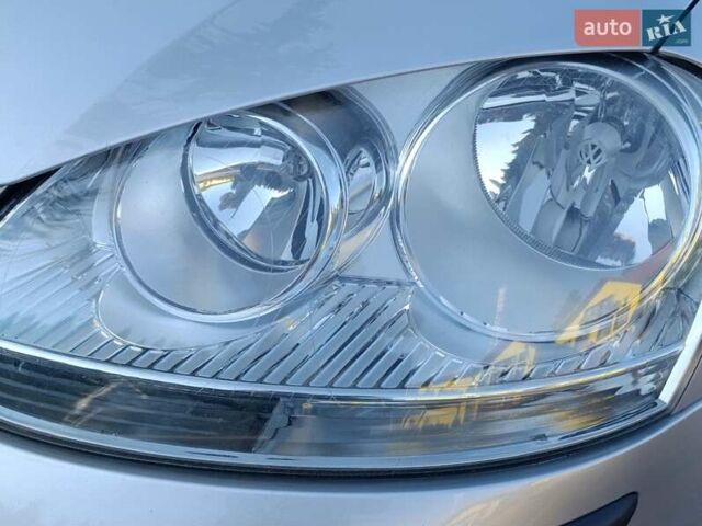 Сірий Фольксваген Гольф, об'ємом двигуна 1.6 л та пробігом 210 тис. км за 5599 $, фото 20 на Automoto.ua