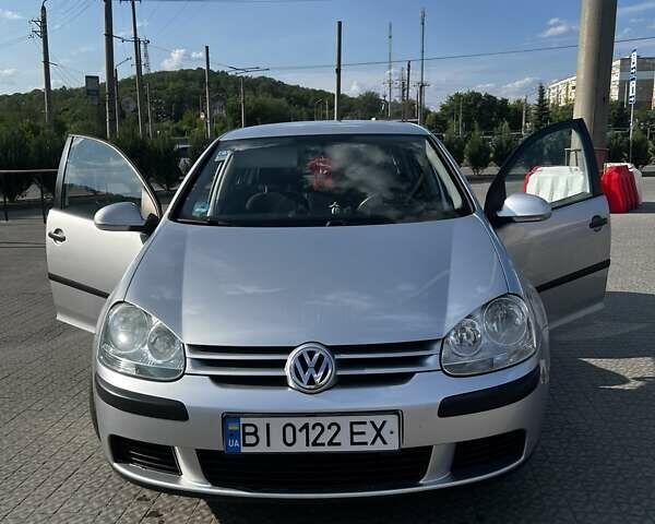 Серый Фольксваген Гольф, объемом двигателя 1.39 л и пробегом 280 тыс. км за 4900 $, фото 2 на Automoto.ua