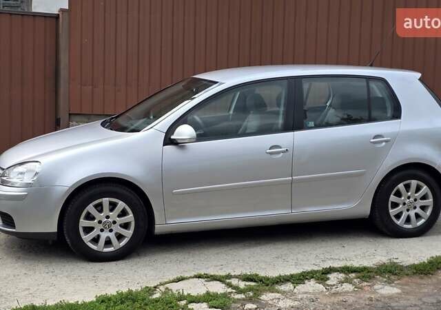 Серый Фольксваген Гольф, объемом двигателя 1.6 л и пробегом 193 тыс. км за 7499 $, фото 30 на Automoto.ua