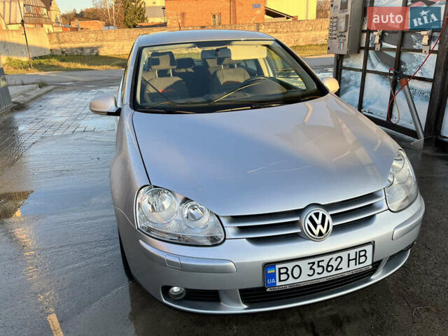 Серый Фольксваген Гольф, объемом двигателя 1.4 л и пробегом 183 тыс. км за 5600 $, фото 2 на Automoto.ua