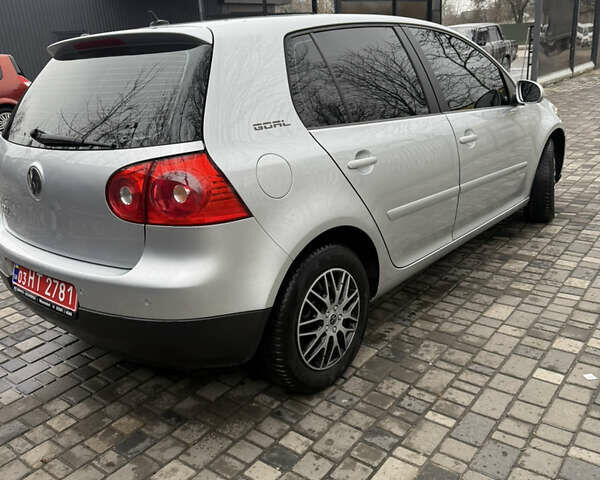 Серый Фольксваген Гольф, объемом двигателя 1.4 л и пробегом 235 тыс. км за 5400 $, фото 3 на Automoto.ua