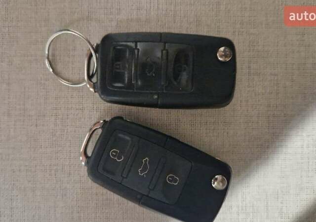 Серый Фольксваген Гольф, объемом двигателя 1.4 л и пробегом 229 тыс. км за 5432 $, фото 80 на Automoto.ua