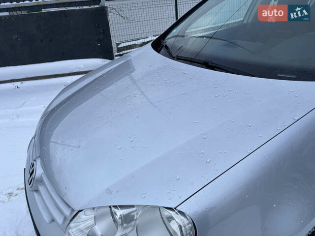 Серый Фольксваген Гольф, объемом двигателя 1.4 л и пробегом 209 тыс. км за 5650 $, фото 16 на Automoto.ua
