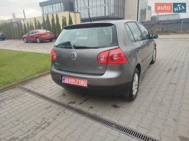 Сірий Фольксваген Гольф, об'ємом двигуна 1.4 л та пробігом 180 тис. км за 5000 $, фото 9 на Automoto.ua