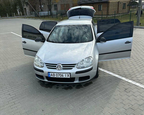 Серый Фольксваген Гольф, объемом двигателя 1.6 л и пробегом 220 тыс. км за 6350 $, фото 29 на Automoto.ua