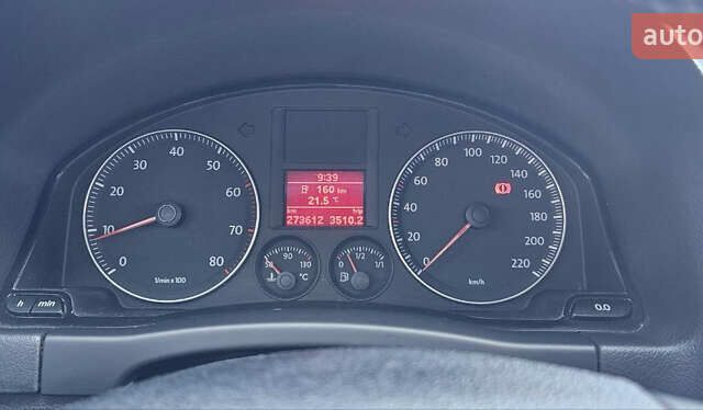 Серый Фольксваген Гольф, объемом двигателя 1.39 л и пробегом 270 тыс. км за 6000 $, фото 25 на Automoto.ua