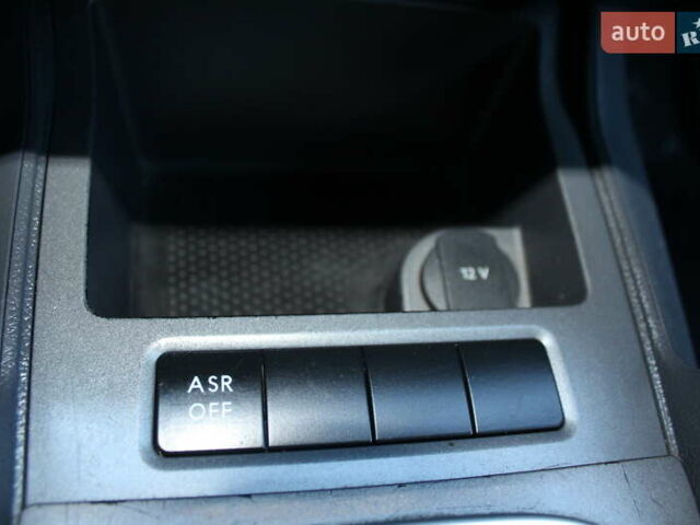 Серый Фольксваген Гольф, объемом двигателя 1.6 л и пробегом 195 тыс. км за 5990 $, фото 44 на Automoto.ua