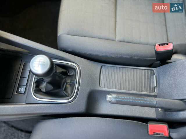 Сірий Фольксваген Гольф, об'ємом двигуна 1.4 л та пробігом 185 тис. км за 6450 $, фото 83 на Automoto.ua