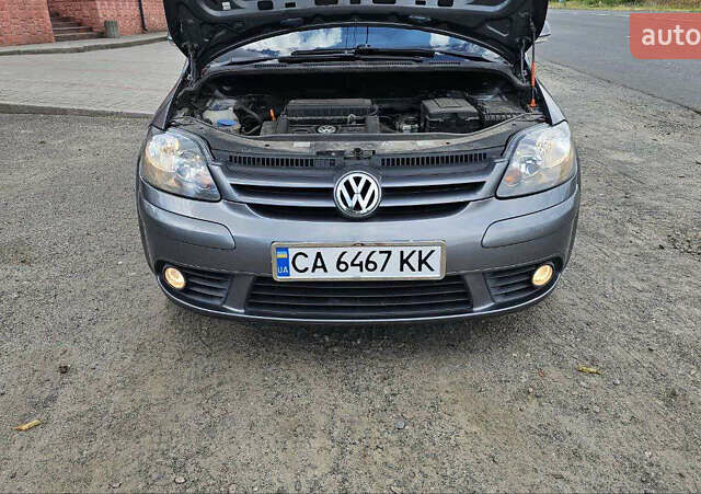 Серый Фольксваген Гольф, объемом двигателя 1.39 л и пробегом 270 тыс. км за 6000 $, фото 21 на Automoto.ua