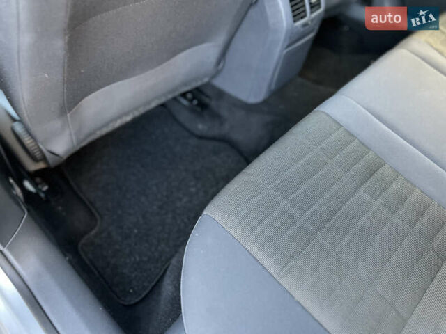 Сірий Фольксваген Гольф, об'ємом двигуна 1.4 л та пробігом 185 тис. км за 6450 $, фото 90 на Automoto.ua