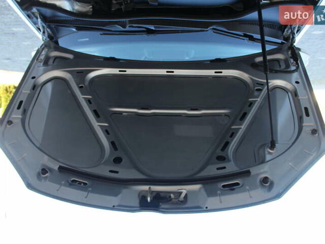 Серый Фольксваген Гольф, объемом двигателя 1.6 л и пробегом 195 тыс. км за 5890 $, фото 79 на Automoto.ua