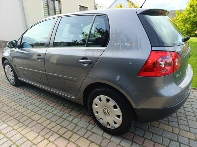 Сірий Фольксваген Гольф, об'ємом двигуна 1.4 л та пробігом 202 тис. км за 5500 $, фото 3 на Automoto.ua