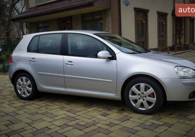 Сірий Фольксваген Гольф, об'ємом двигуна 1.6 л та пробігом 200 тис. км за 6950 $, фото 32 на Automoto.ua