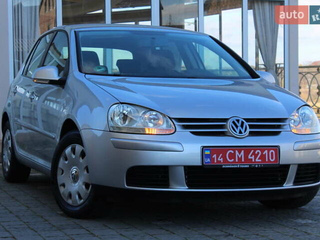 Серый Фольксваген Гольф, объемом двигателя 1.6 л и пробегом 195 тыс. км за 5890 $, фото 6 на Automoto.ua