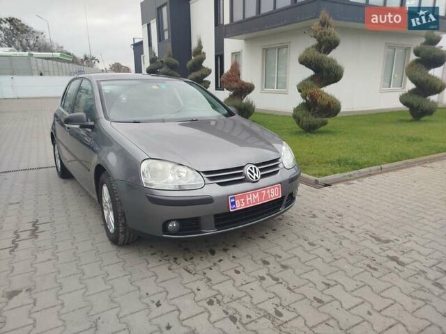 Сірий Фольксваген Гольф, об'ємом двигуна 1.4 л та пробігом 180 тис. км за 5000 $, фото 8 на Automoto.ua