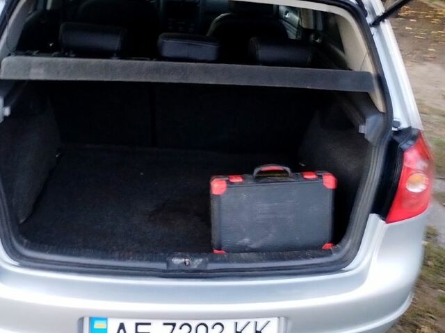 Серый Фольксваген Гольф, объемом двигателя 1.9 л и пробегом 206 тыс. км за 5700 $, фото 6 на Automoto.ua