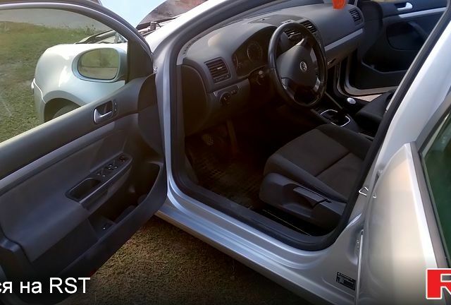 Серый Фольксваген Гольф, объемом двигателя 1.9 л и пробегом 295 тыс. км за 6999 $, фото 6 на Automoto.ua