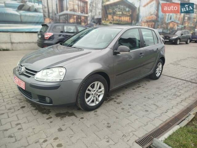 Сірий Фольксваген Гольф, об'ємом двигуна 1.4 л та пробігом 180 тис. км за 5000 $, фото 7 на Automoto.ua