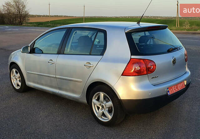 Сірий Фольксваген Гольф, об'ємом двигуна 1.6 л та пробігом 188 тис. км за 5350 $, фото 19 на Automoto.ua