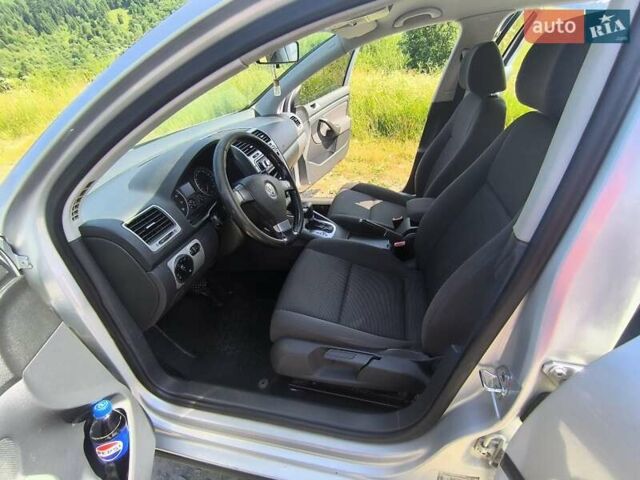 Серый Фольксваген Гольф, объемом двигателя 1.6 л и пробегом 268 тыс. км за 5900 $, фото 26 на Automoto.ua