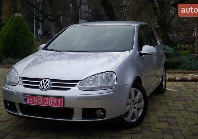 Сірий Фольксваген Гольф, об'ємом двигуна 1.6 л та пробігом 200 тис. км за 6950 $, фото 34 на Automoto.ua