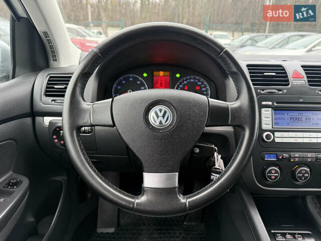 Сірий Фольксваген Гольф, об'ємом двигуна 1.6 л та пробігом 205 тис. км за 7100 $, фото 15 на Automoto.ua