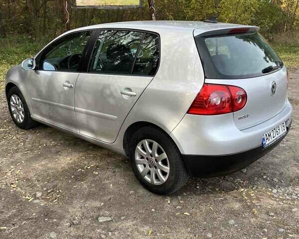 Серый Фольксваген Гольф, объемом двигателя 1.39 л и пробегом 204 тыс. км за 5400 $, фото 6 на Automoto.ua