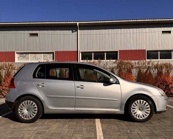 Серый Фольксваген Гольф, объемом двигателя 1.9 л и пробегом 410 тыс. км за 5800 $, фото 9 на Automoto.ua