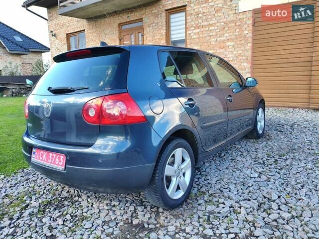 Серый Фольксваген Гольф, объемом двигателя 1.4 л и пробегом 221 тыс. км за 5600 $, фото 6 на Automoto.ua