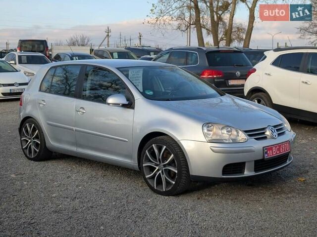 Серый Фольксваген Гольф, объемом двигателя 1.6 л и пробегом 244 тыс. км за 5950 $, фото 7 на Automoto.ua