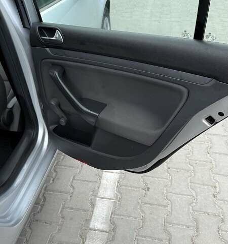 Серый Фольксваген Гольф, объемом двигателя 1.9 л и пробегом 218 тыс. км за 5499 $, фото 5 на Automoto.ua