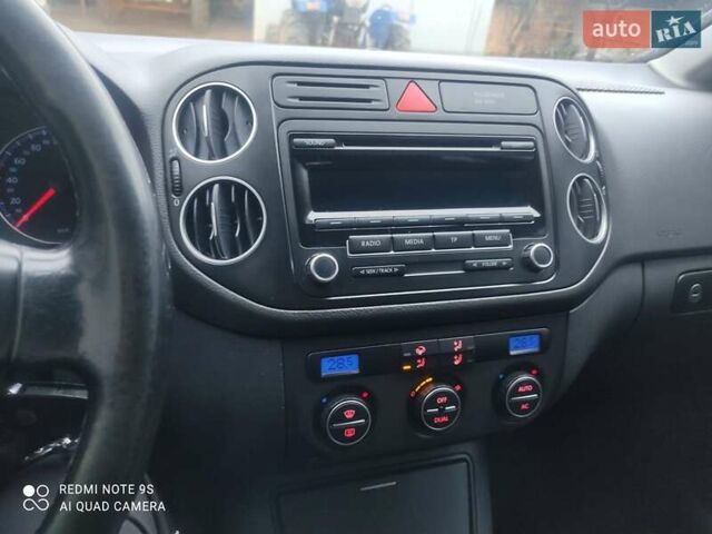 Серый Фольксваген Гольф, объемом двигателя 1.9 л и пробегом 263 тыс. км за 5800 $, фото 7 на Automoto.ua