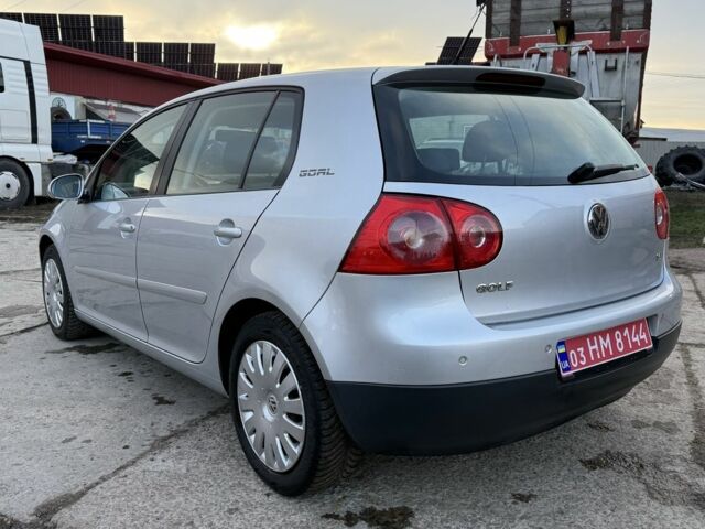 Серый Фольксваген Гольф, объемом двигателя 1.6 л и пробегом 198 тыс. км за 6500 $, фото 9 на Automoto.ua