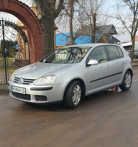 Серый Фольксваген Гольф, объемом двигателя 1.6 л и пробегом 191 тыс. км за 5750 $, фото 1 на Automoto.ua