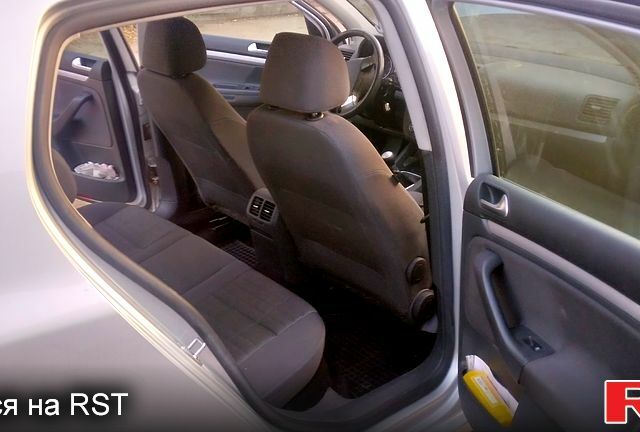 Серый Фольксваген Гольф, объемом двигателя 1.9 л и пробегом 295 тыс. км за 6999 $, фото 8 на Automoto.ua