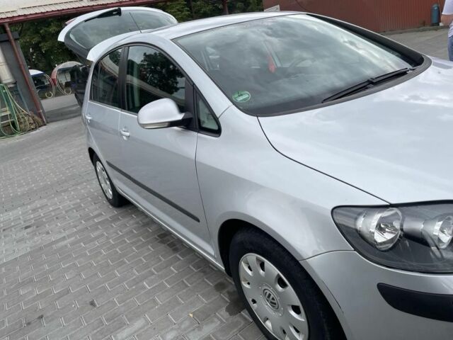 Сірий Фольксваген Гольф, об'ємом двигуна 1.6 л та пробігом 240 тис. км за 6100 $, фото 4 на Automoto.ua