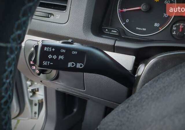 Серый Фольксваген Гольф, объемом двигателя 0 л и пробегом 200 тыс. км за 7100 $, фото 125 на Automoto.ua