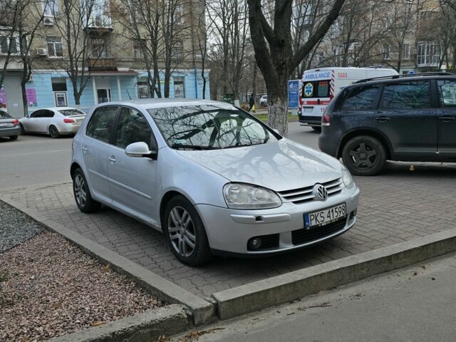 Серый Фольксваген Гольф, объемом двигателя 1.9 л и пробегом 280 тыс. км за 2850 $, фото 4 на Automoto.ua