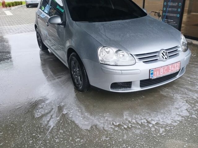 Серый Фольксваген Гольф, объемом двигателя 1.4 л и пробегом 231 тыс. км за 5950 $, фото 3 на Automoto.ua