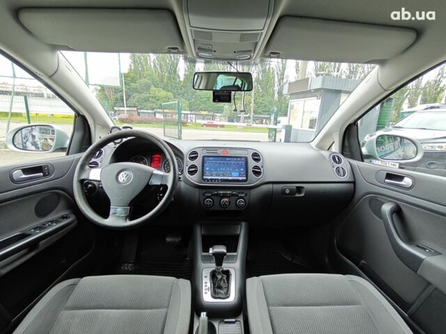 Сірий Фольксваген Гольф, об'ємом двигуна 2 л та пробігом 283 тис. км за 6900 $, фото 17 на Automoto.ua
