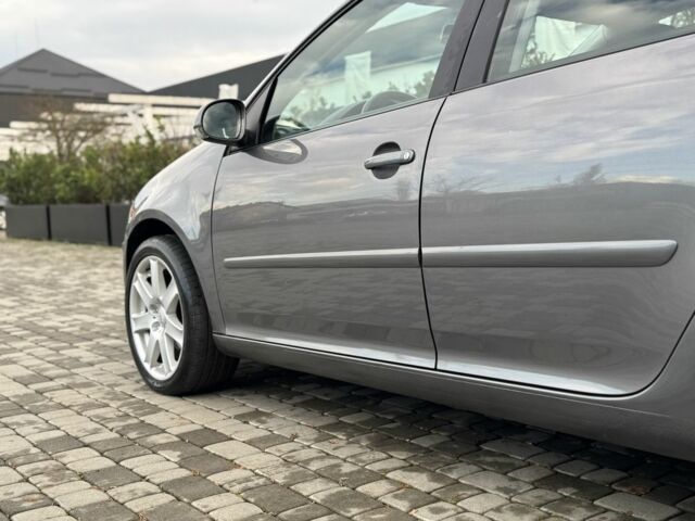 Сірий Фольксваген Гольф, об'ємом двигуна 0 л та пробігом 169 тис. км за 5700 $, фото 5 на Automoto.ua